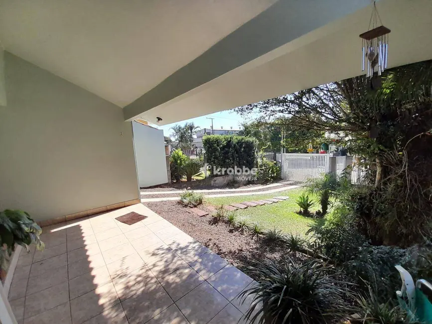 Foto 3 de Casa com 3 quartos à venda, 390m2 em Estrela - RS