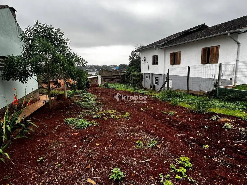 Foto 2 de Terreno / Lote à venda, 298m2 em Estrela - RS