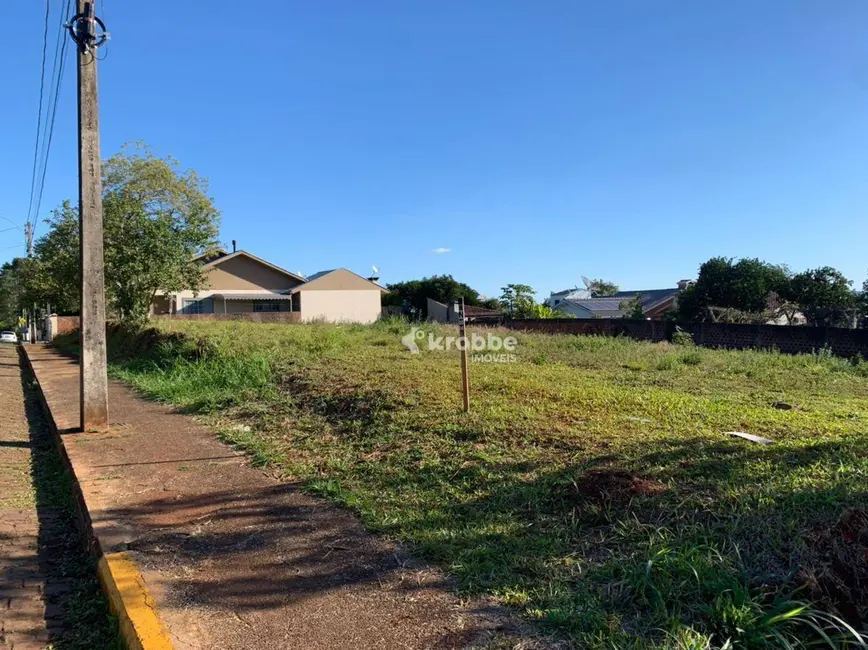 Foto 1 de Terreno / Lote à venda, 1400m2 em Estrela - RS