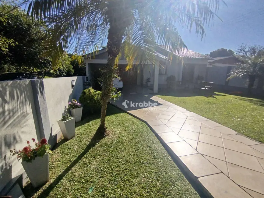 Foto 3 de Casa com 5 quartos à venda, 540m2 em Estrela - RS