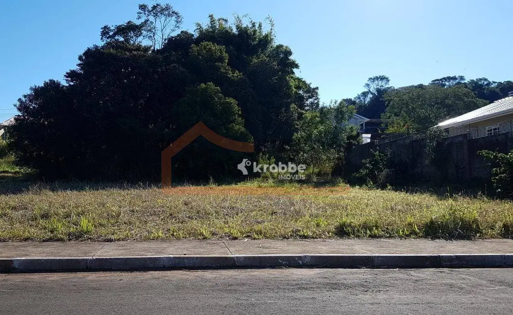 Foto 1 de Terreno / Lote à venda, 368m2 em Estrela - RS