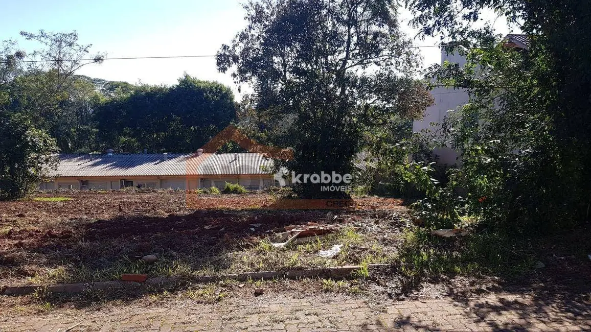 Foto 1 de Terreno / Lote à venda, 440m2 em Estrela - RS