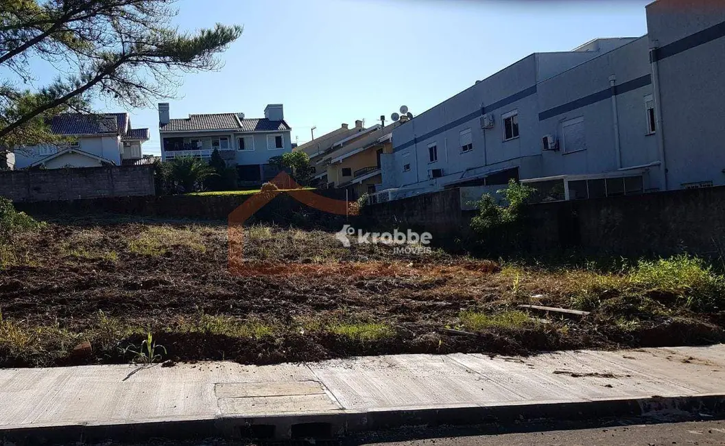 Foto 1 de Terreno / Lote à venda, 396m2 em Estrela - RS