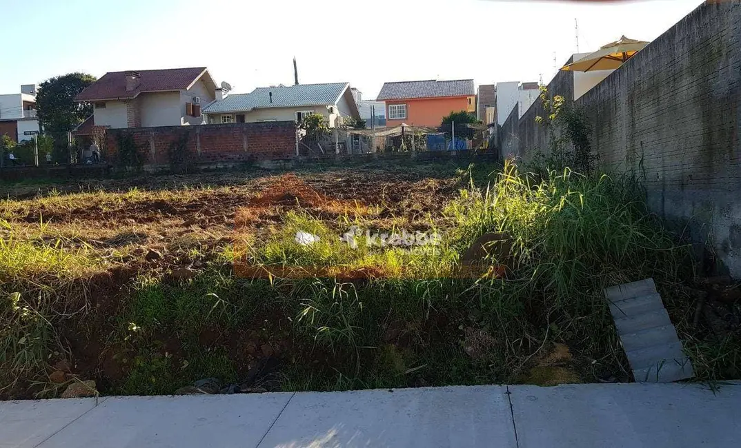 Foto 1 de Terreno / Lote à venda, 396m2 em Estrela - RS