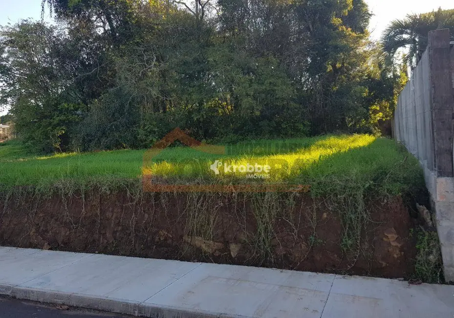 Foto 1 de Terreno / Lote à venda, 396m2 em Estrela - RS
