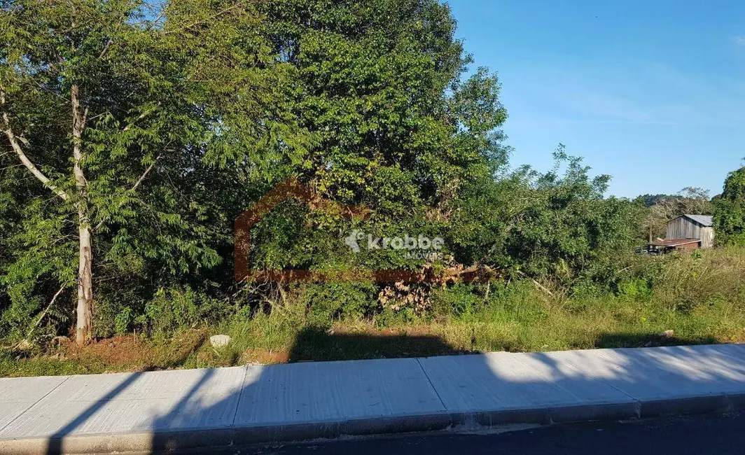 Foto 1 de Terreno / Lote à venda, 399m2 em Estrela - RS