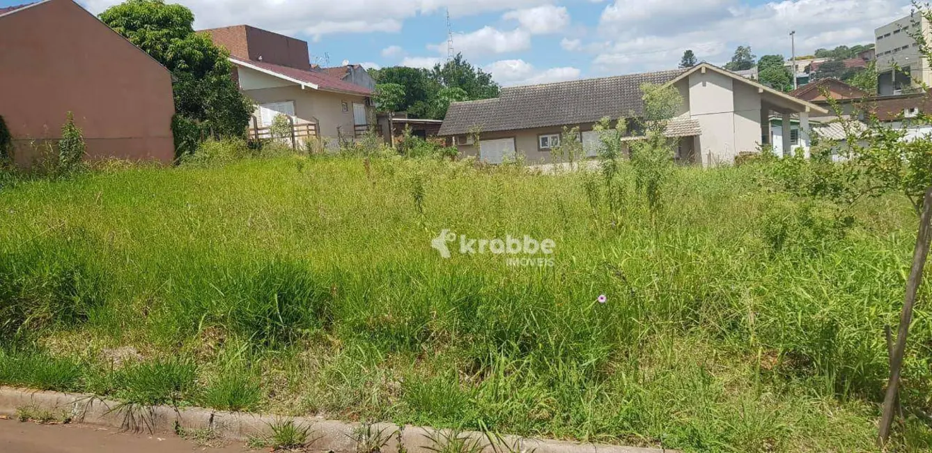 Foto 2 de Terreno / Lote à venda, 311m2 em Estrela - RS
