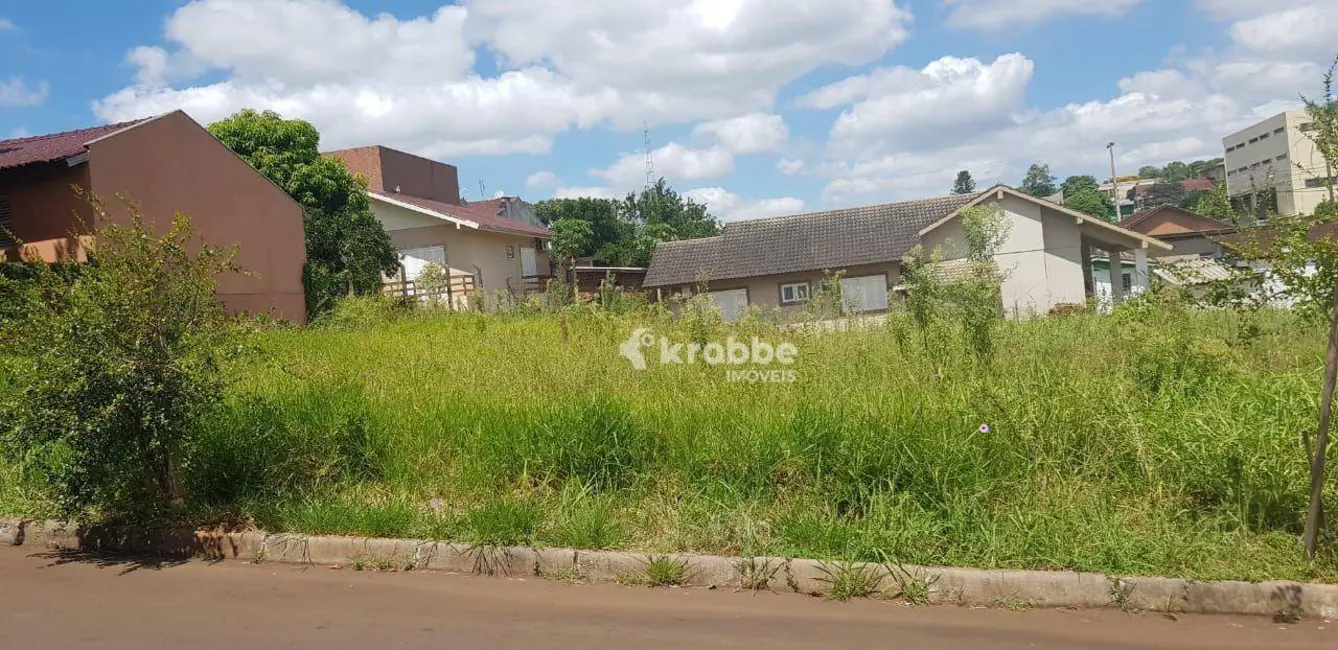 Foto 1 de Terreno / Lote à venda, 311m2 em Estrela - RS