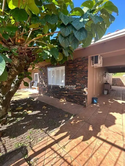 Foto 2 de Casa com 3 quartos à venda, 360m2 em Estrela - RS