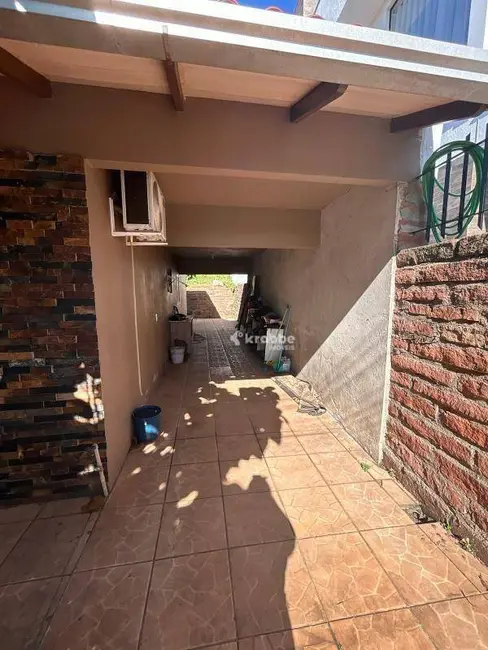 Foto 4 de Casa com 3 quartos à venda, 360m2 em Estrela - RS