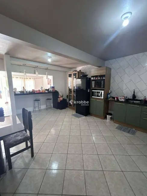 Foto 6 de Casa com 3 quartos à venda, 360m2 em Estrela - RS