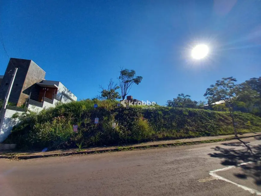 Foto 2 de Terreno / Lote à venda, 440m2 em Centro, Estrela - RS