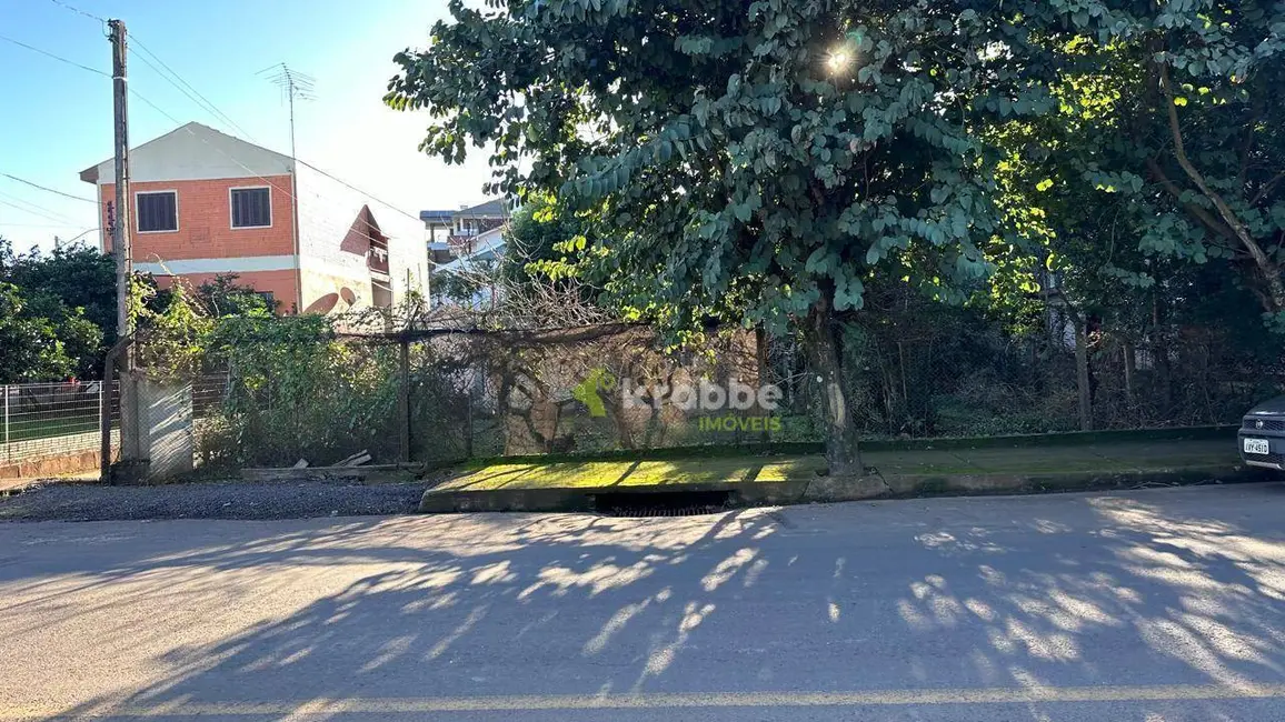 Foto 1 de Terreno / Lote à venda, 400m2 em Centro, Estrela - RS