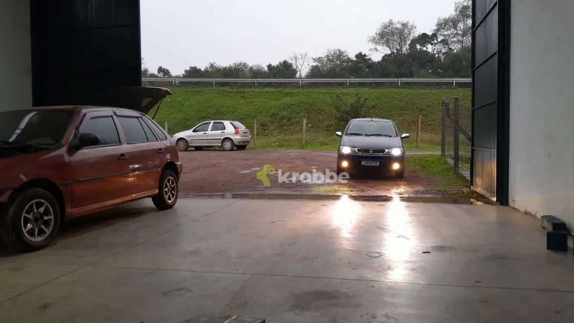 Foto 6 de Armazém / Galpão para alugar, 300m2 em Centro, Fazenda Vilanova - RS