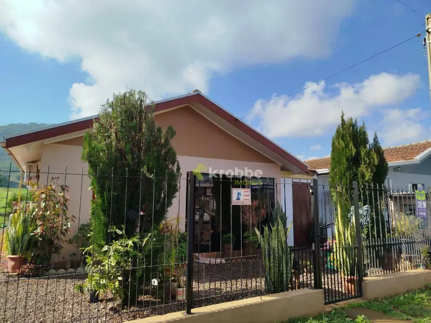 Foto 2 de Casa com 2 quartos à venda, 396m2 em Languiru, Teutonia - RS