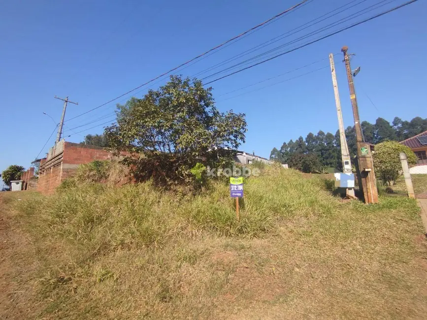 Foto 1 de Terreno / Lote à venda, 792m2 em Estrela - RS