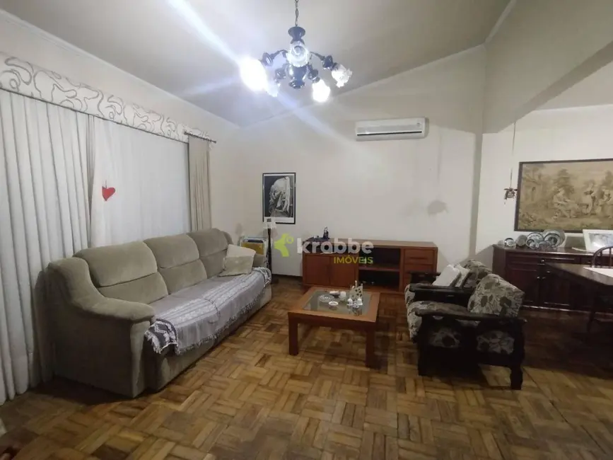 Foto 2 de Casa com 4 quartos à venda, 400m2 em Centro, Estrela - RS