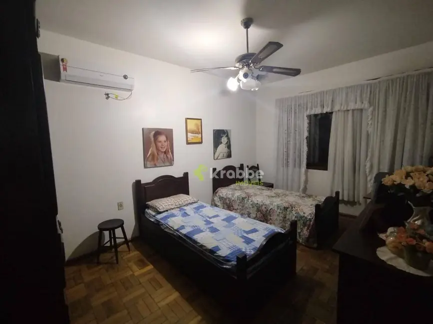Foto 5 de Casa com 4 quartos à venda, 400m2 em Centro, Estrela - RS