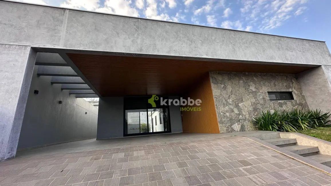 Foto 1 de Casa com 3 quartos à venda, 390m2 em Estrela - RS