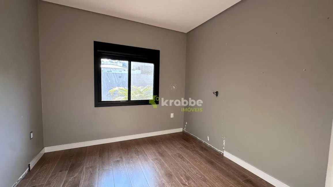 Foto 4 de Casa com 3 quartos à venda, 390m2 em Estrela - RS