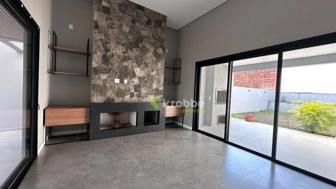 Foto 7 de Casa com 3 quartos à venda, 390m2 em Estrela - RS