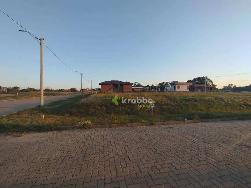Foto 1 de Terreno / Lote à venda, 234m2 em Estrela - RS