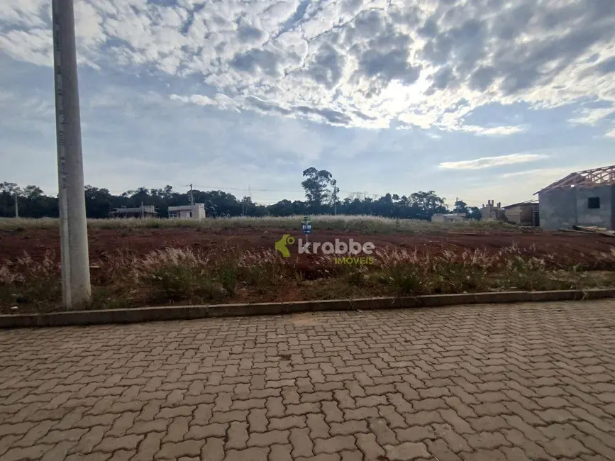 Foto 1 de Terreno / Lote à venda, 264m2 em Estrela - RS