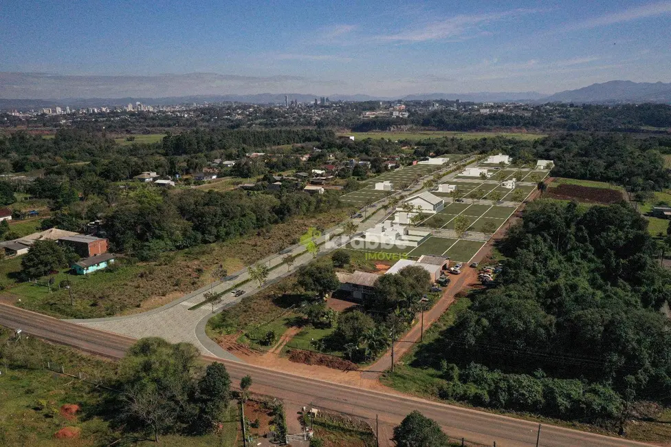 Foto 1 de Terreno / Lote à venda, 373m2 em Estrela - RS