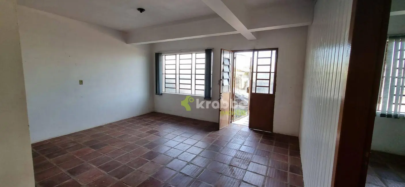 Foto 2 de Apartamento com 3 quartos para alugar, 85m2 em Estrela - RS