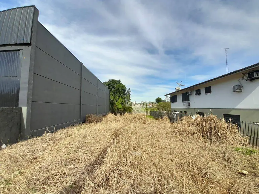 Foto 2 de Terreno / Lote à venda, 396m2 em Estrela - RS