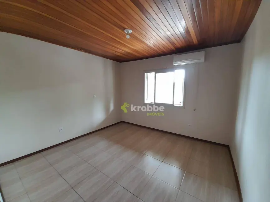 Foto 9 de Casa com 3 quartos à venda, 362m2 em Estrela - RS