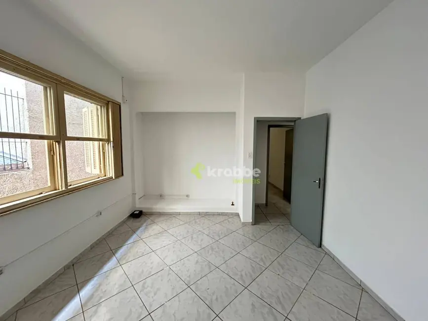 Casa com 2 quartos para alugar, 350m2 em Centro, Estrela - RS - imagem 6 Foto 6 de Casa com 2 quartos para alugar, 350m2 em Centro, Estrela - RS
