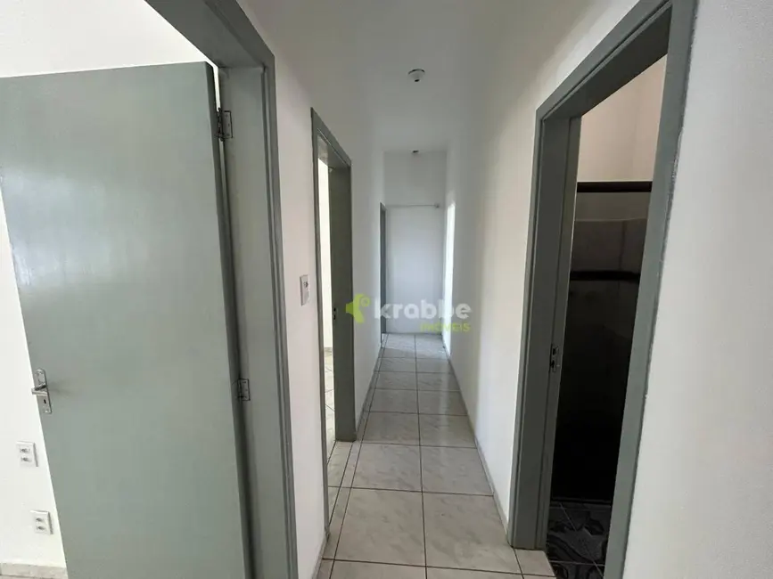 Casa com 2 quartos para alugar, 350m2 em Centro, Estrela - RS - imagem 5 Foto 5 de Casa com 2 quartos para alugar, 350m2 em Centro, Estrela - RS