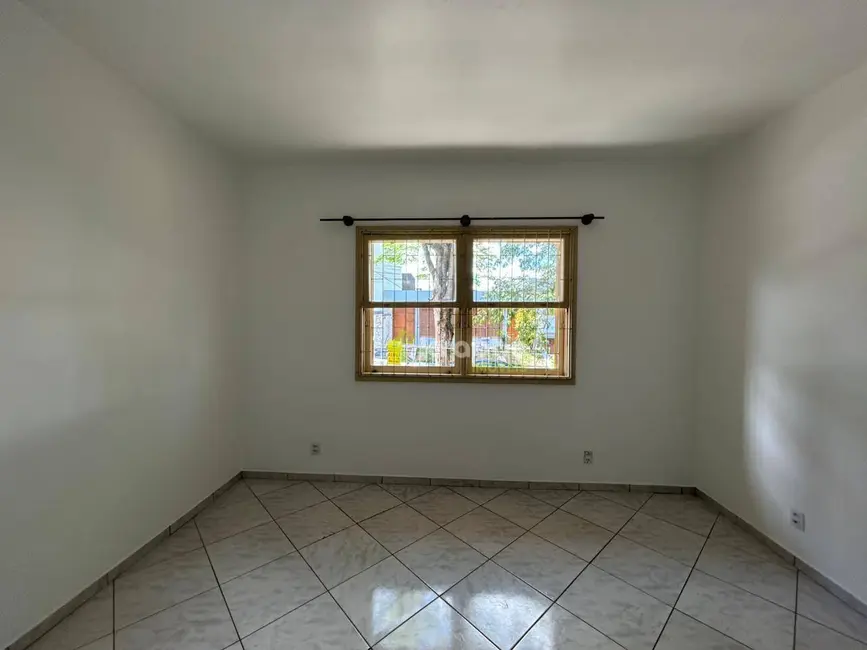 Casa com 2 quartos para alugar, 350m2 em Centro, Estrela - RS - imagem 7 Foto 7 de Casa com 2 quartos para alugar, 350m2 em Centro, Estrela - RS