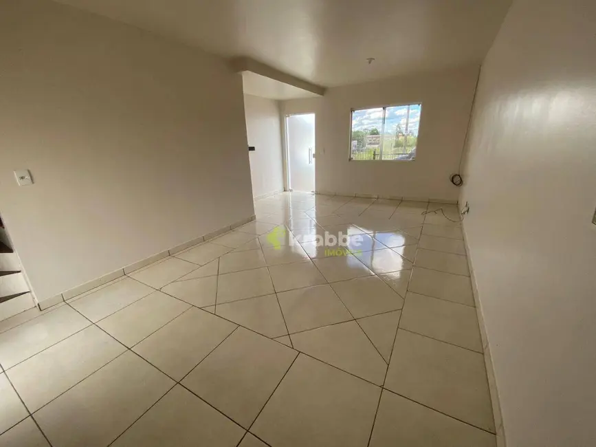 Foto 2 de Sobrado com 2 quartos à venda, 240m2 em Estrela - RS