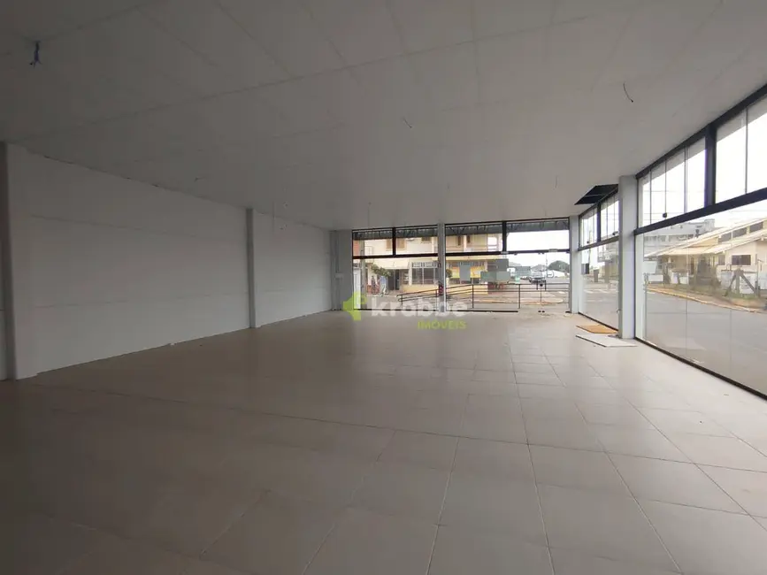 Foto 3 de Sala Comercial para alugar, 318m2 em Teutonia - RS