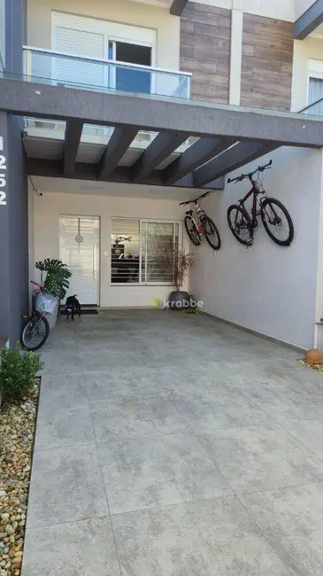 Foto 2 de Sobrado com 2 quartos à venda, 140m2 em Estrela - RS