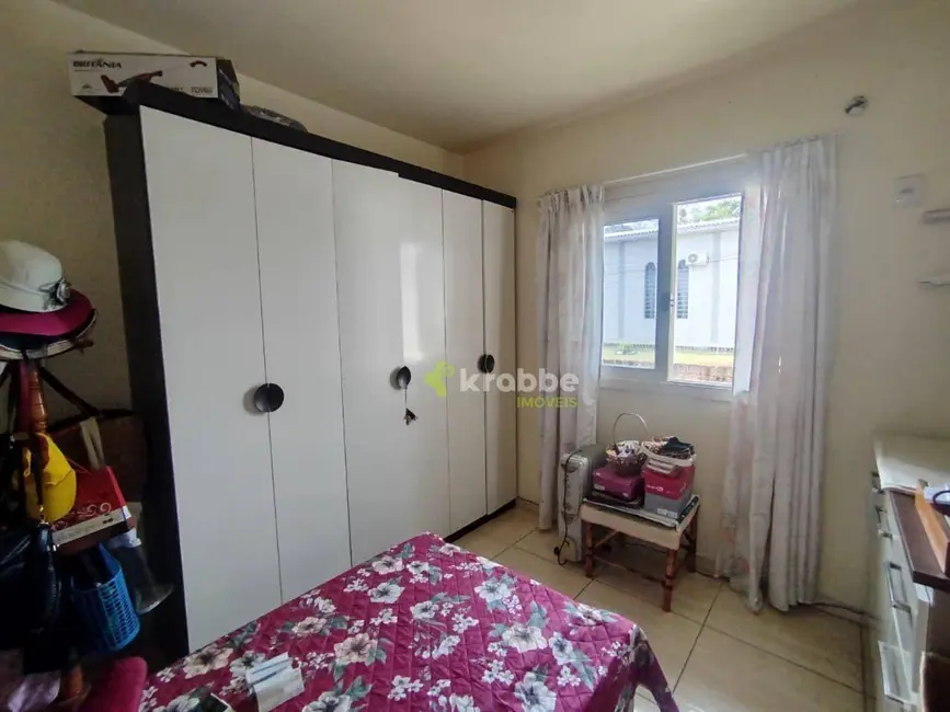 Foto 9 de Sobrado com 3 quartos à venda, 180m2 em Estrela - RS