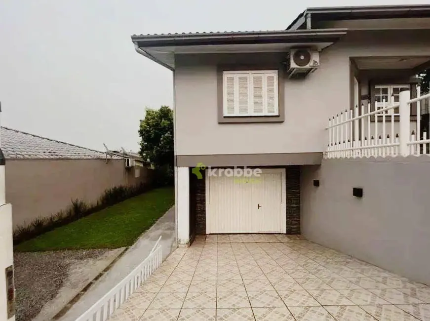 Casa com 3 quartos à venda, 360m2 em Teutonia - RS - imagem 3 Foto 3 de Casa com 3 quartos à venda, 360m2 em Teutonia - RS