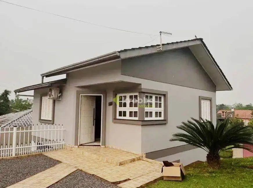 Casa com 3 quartos à venda, 360m2 em Teutonia - RS - imagem 2 Foto 2 de Casa com 3 quartos à venda, 360m2 em Teutonia - RS