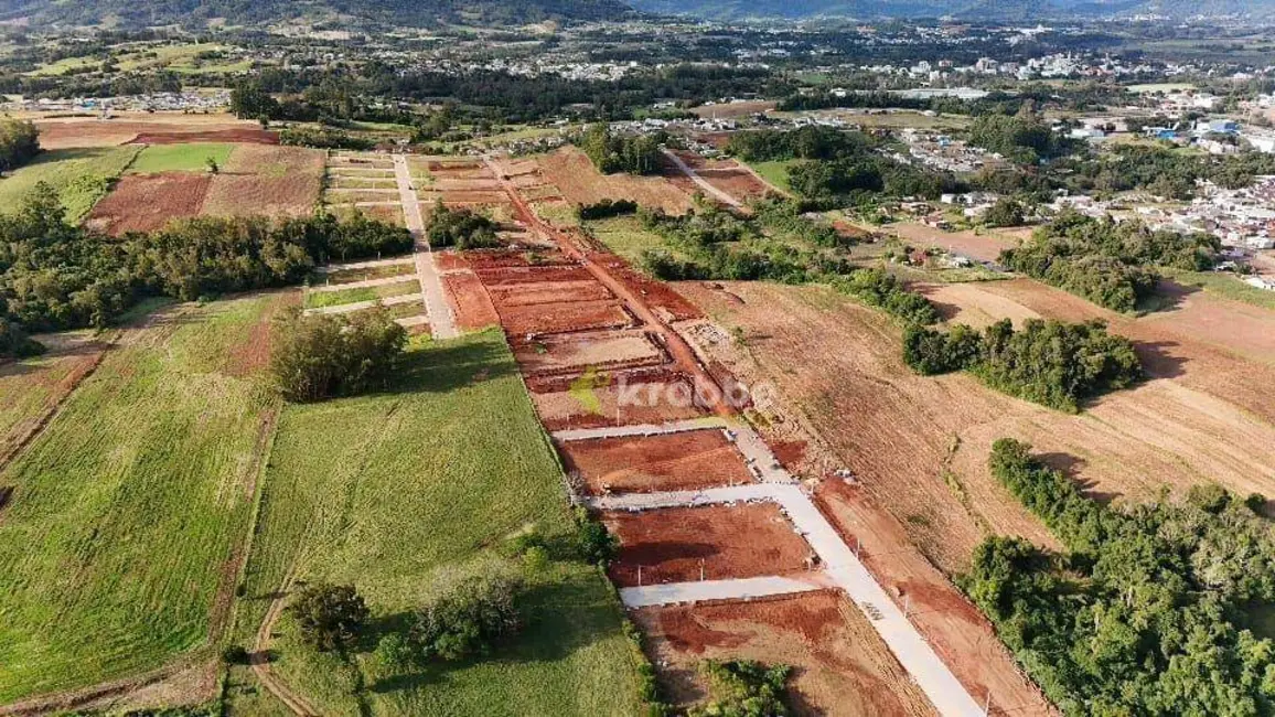 Foto 1 de Terreno / Lote à venda, 200m2 em Arroio Do Meio - RS