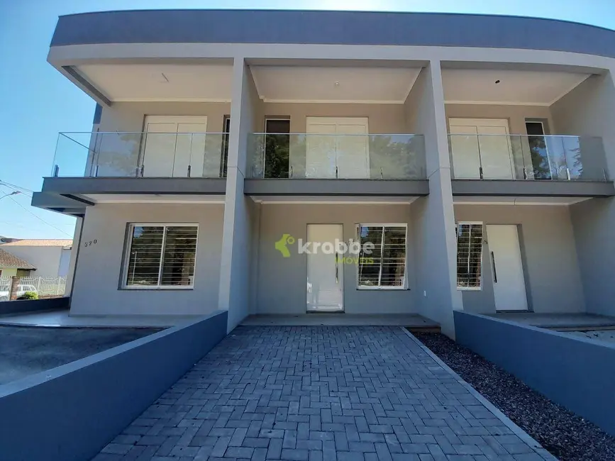 Foto 1 de Sobrado com 2 quartos à venda e para alugar, 240m2 em Estrela - RS