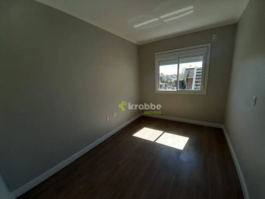 Foto 9 de Sobrado com 2 quartos à venda e para alugar, 240m2 em Estrela - RS