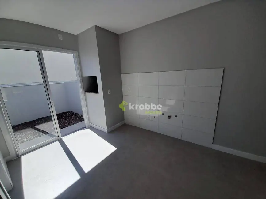 Foto 2 de Sobrado com 2 quartos à venda e para alugar, 240m2 em Estrela - RS