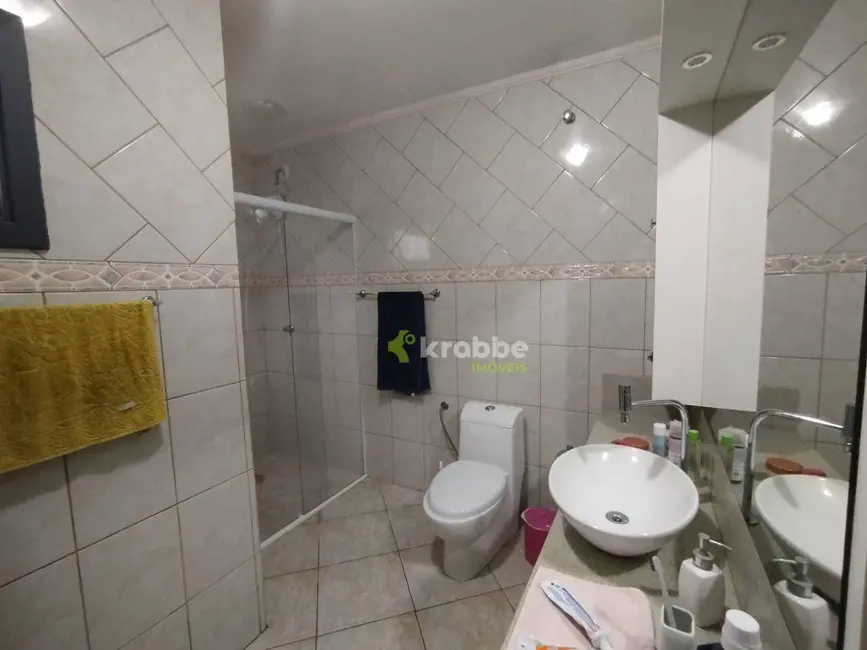 Foto 9 de Casa com 4 quartos à venda, 384m2 em Teutonia - RS