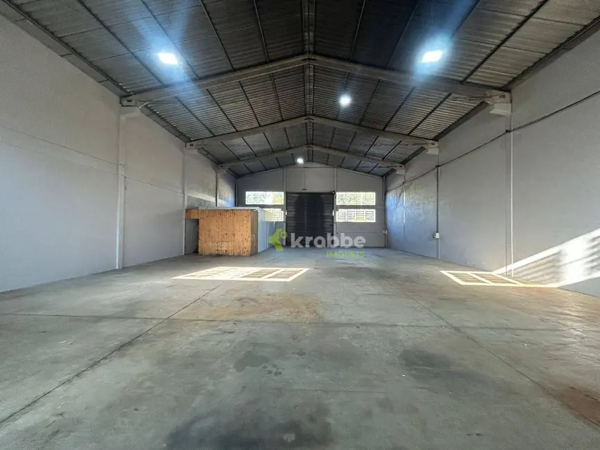 Foto 4 de Armazém / Galpão para alugar, 375m2 em Estrela - RS