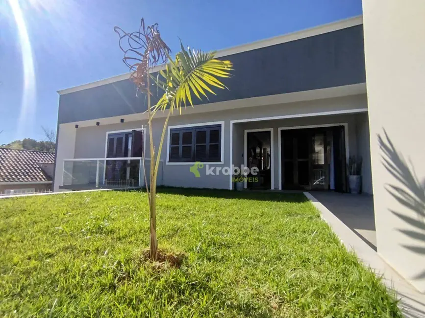 Foto 5 de Casa com 3 quartos à venda, 360m2 em Estrela - RS