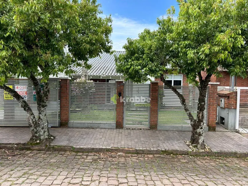 Foto 1 de Casa com 3 quartos à venda, 371m2 em Estrela - RS