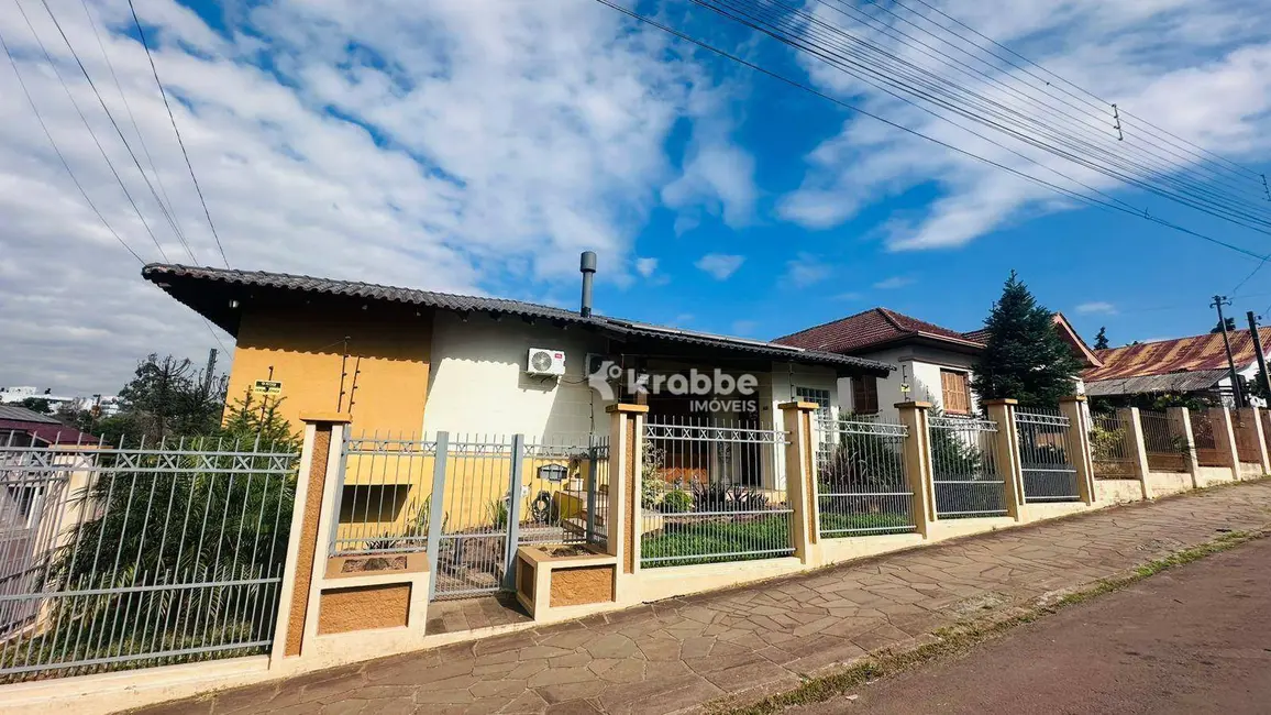 Foto 1 de Casa com 3 quartos à venda, 577m2 em Estrela - RS