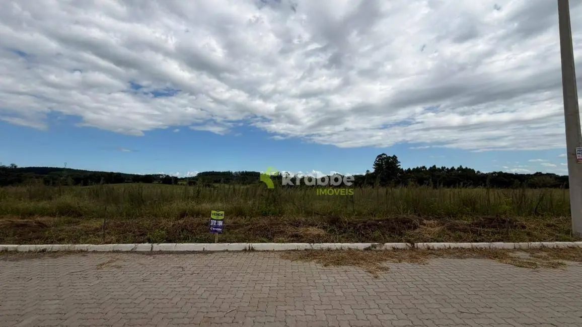 Foto 1 de Terreno / Lote à venda, 297m2 em Estrela - RS